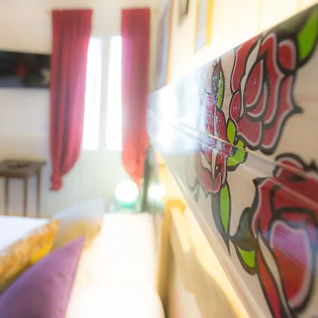 Mamie Jane Hotel 3*