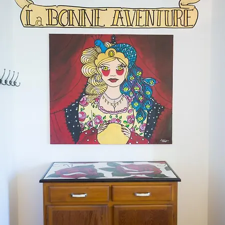 Mamie Jane Hotel